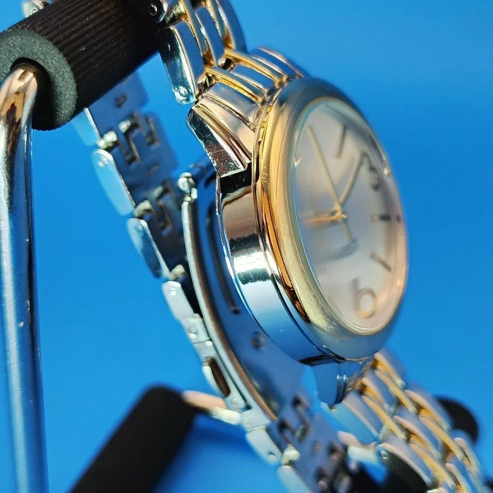 New! Vintage 2010 Nine West Two Tone  Women's Quartz Designer Fashion Watch NOS